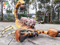 Gerçekçi Gerçekçi Animatronik Hayvanlar Akrepler Karıncalarla Savaşıyor Güneş Direnci