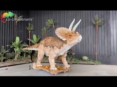 Gerçekçi İndüksiyon Kontrolü Animatronik Dinozorlar Animatronik Triceratops Saldırma için