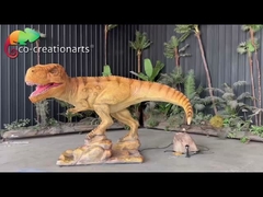 Jurassic World Fuarı için T-Rex