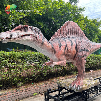 Animatronik Spinosaurus 15 metrelik pistli dinozor simülasyonu