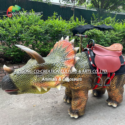 satın al Animatronik Yürüyen Triceratops Yürüyen Dinozor Gençler İçin Oyun Alanı Ekipmanı online manufacture