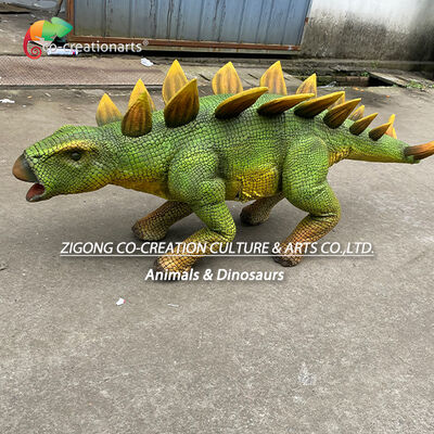 İnteraktif Attraksiyonlar için Gerçekçi Deri Tasarımı ile Yürüyen Dörtlü Robot Dinozor
